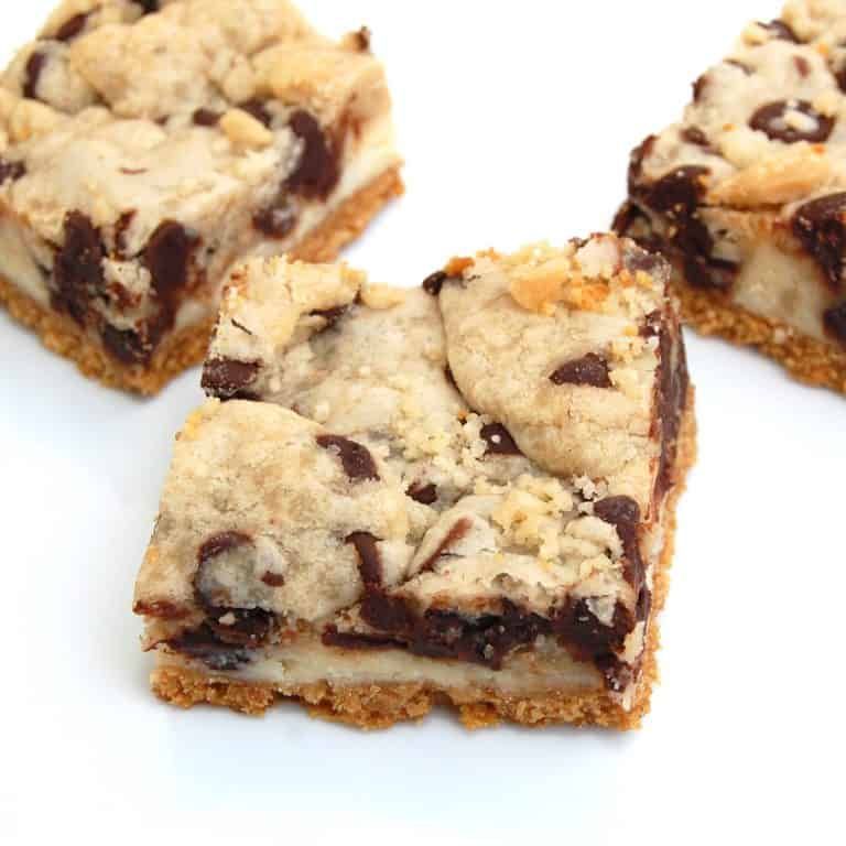 COOKIE DOUGH CHEESECAKE BARS