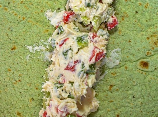 CREAM CHEESE VEGGIE ROLLUPS