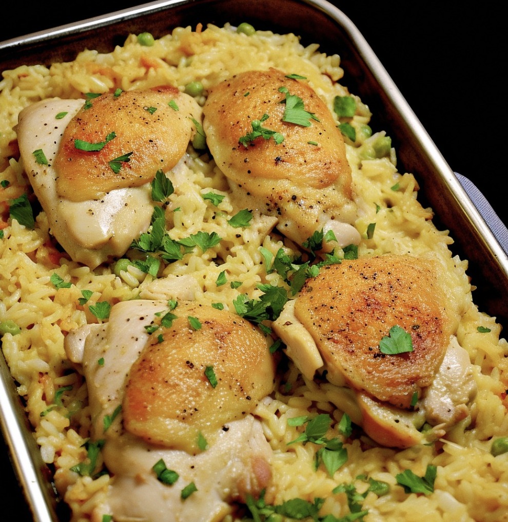 NO-PEEK CHICKEN AND RICE CASSEROLE