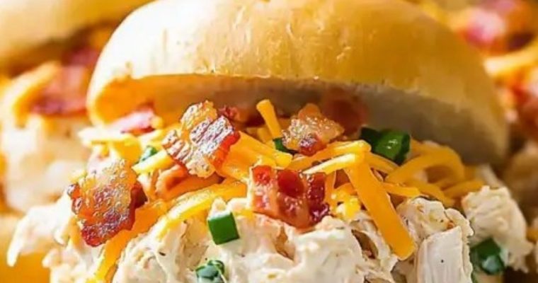 Slow Cooker Chicken Bacon Ranch Sandwiches