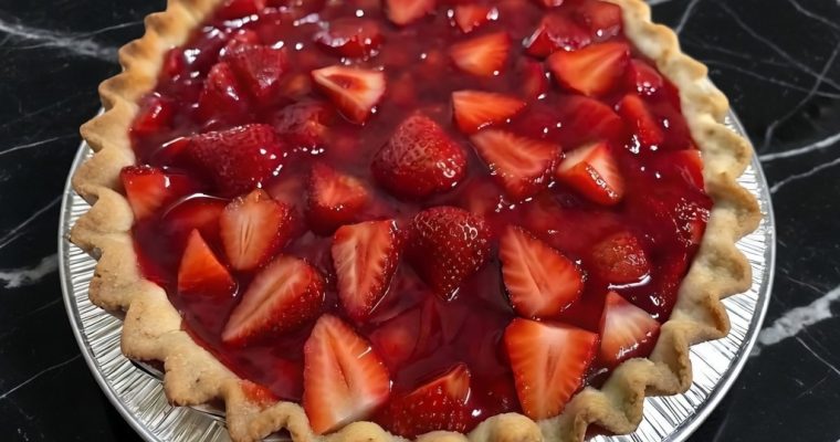 Christmas Big Boy’s Strawberry Pie