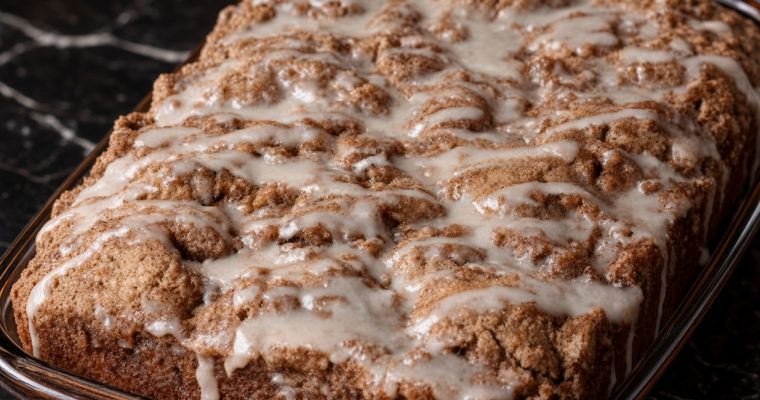 CINNAMON APPLE CAKE