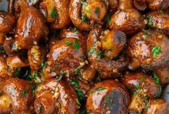 Balsamic Soy Roasted Garlic Mushrooms