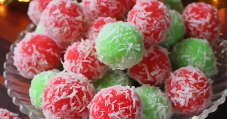 CHRISTMAS JELLO BALLS