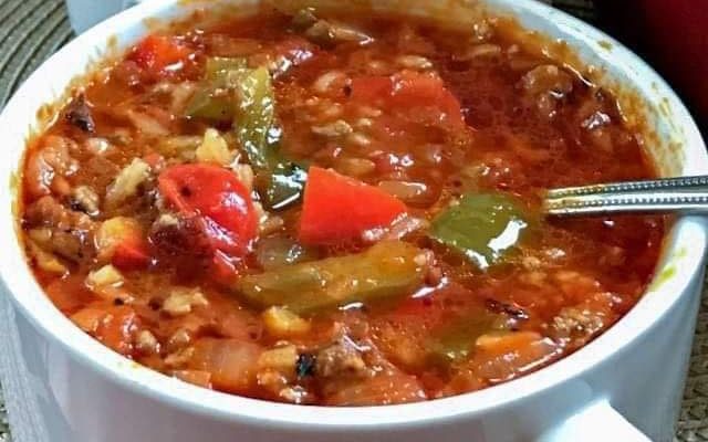 STUFFED PEPPER SOUP