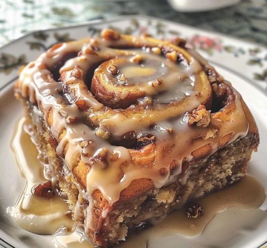 Banana Bread Cinnamon Rolls
