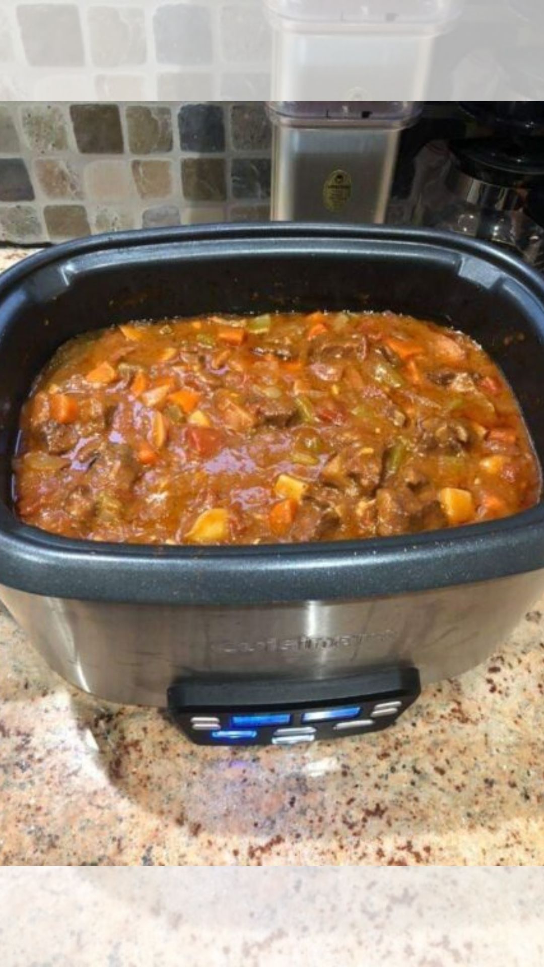 SLOW COOKER BEEF STEW