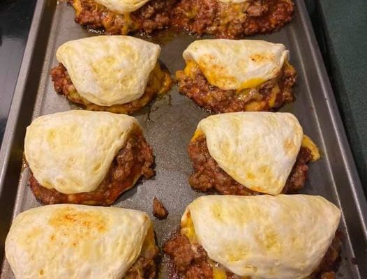 Easy Canned Biscuits