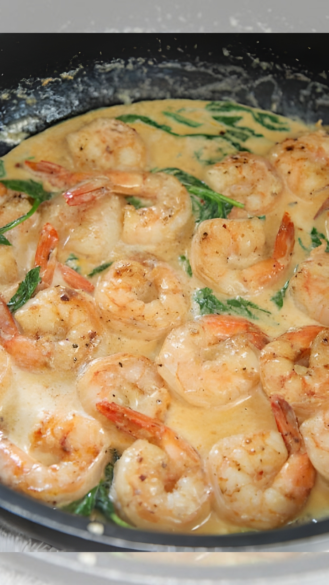CREAMY GARLIC SHRIMP