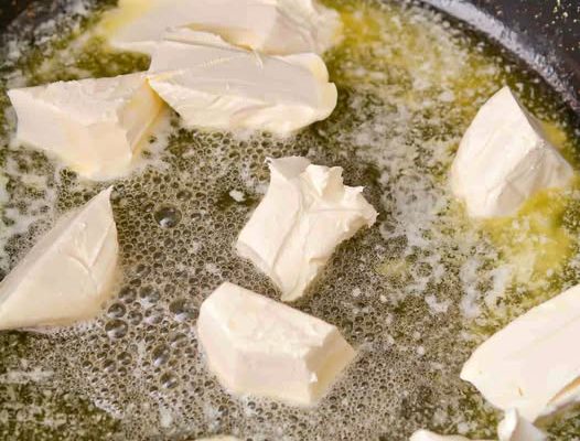 Cream Cheese Garlic Alfredo Sauce