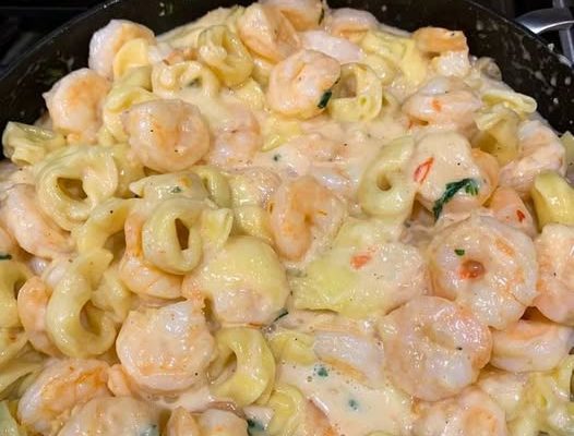 Shrimp Tortellini Alfredo Skillet