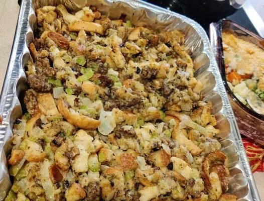 THE BEST THANKSGIVING STUFFING