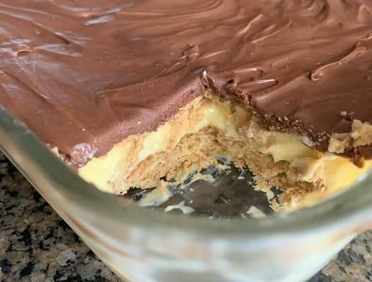 ECLAIR CAKE