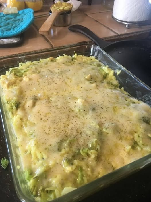 One-Pot Broccoli, Chicken, and Rice Casserole
