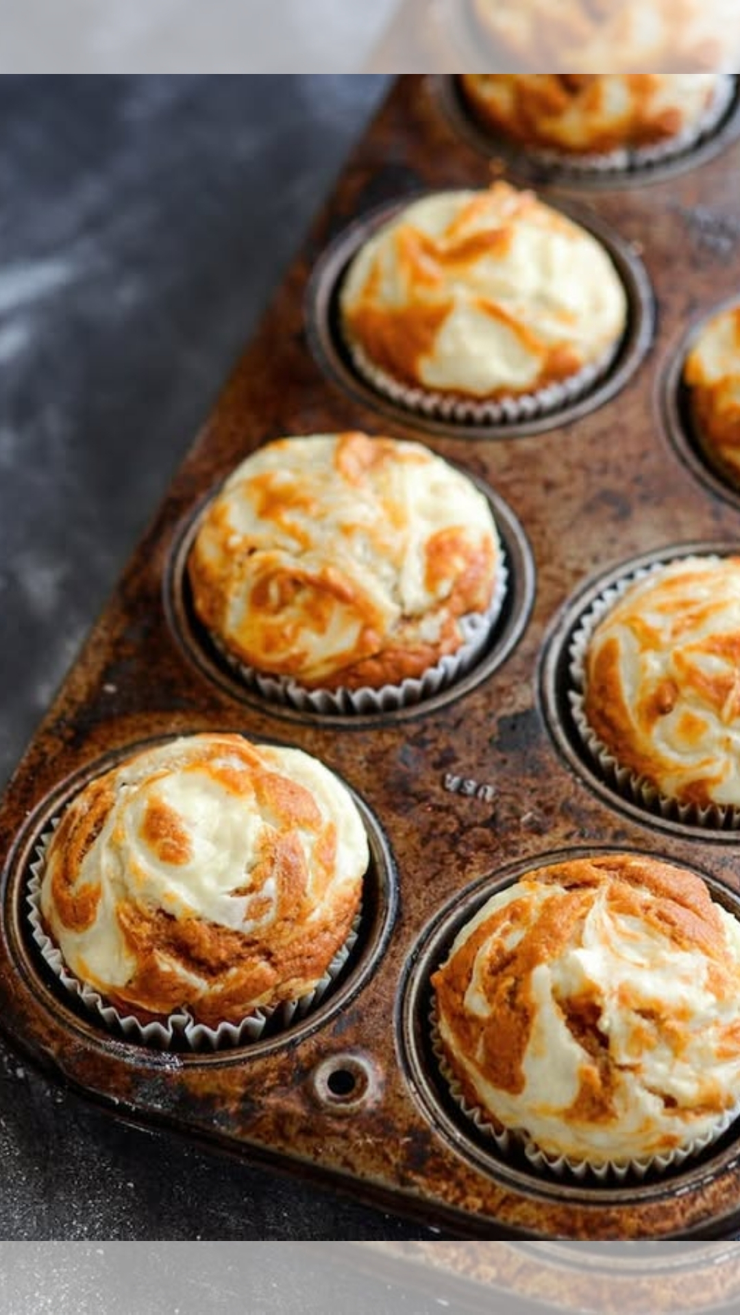 Pumpkin Cream Cheese Swirl Muffins