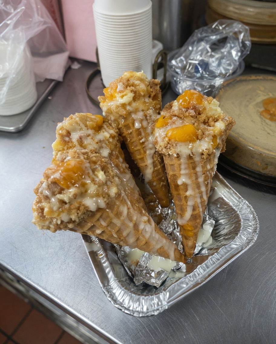 Peach Cobbler Stuffed Cones