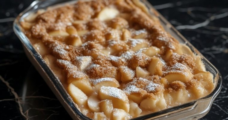 THREE INGREDIENT APPLE PIE CAKE