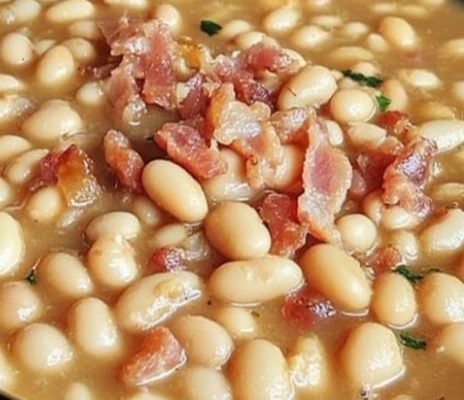 Savory Slow-Cooked Northern Beans
