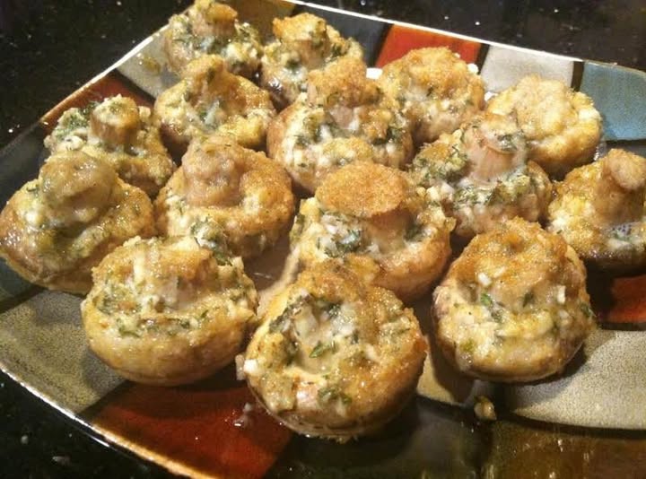 ROASTED GARLIC MUSHROOMS