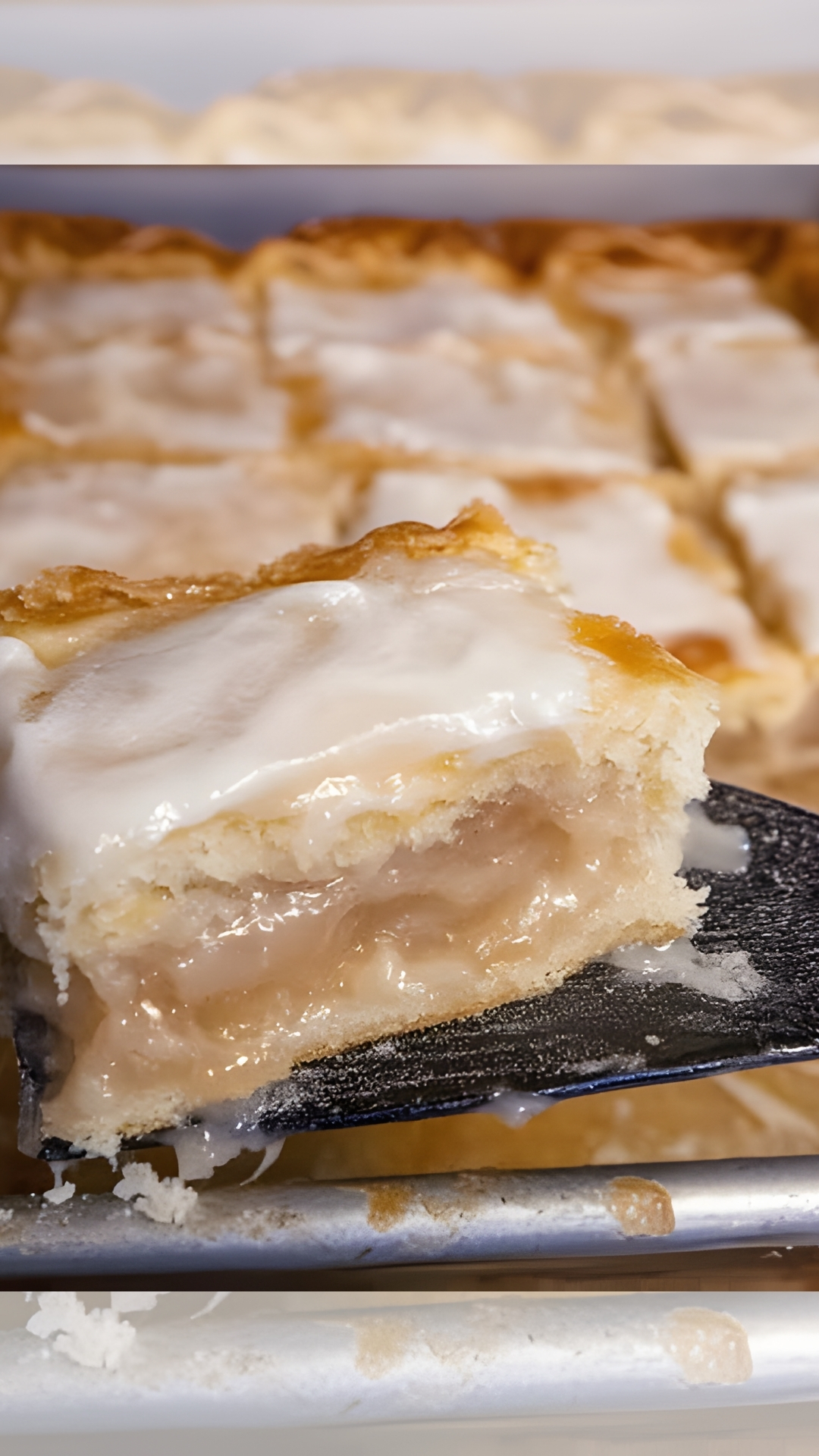 Chicago-Style Bakery Apple Slices
