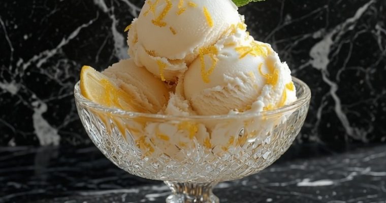 Homemade Lemon Cheesecake Ice Cream