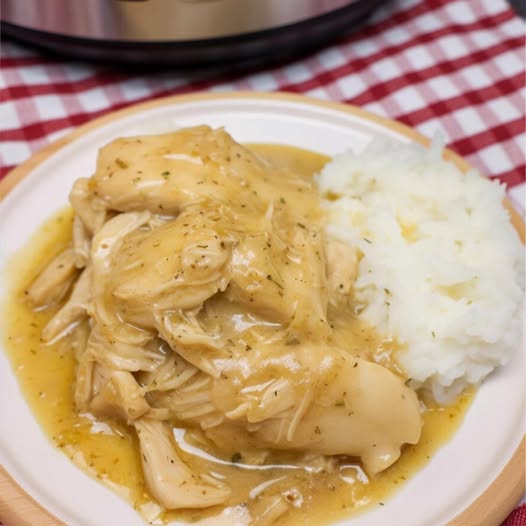 Slow Cooker Chicken Breasts with Gravy