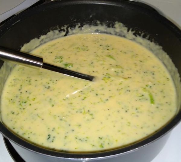 Creamy Cauliflower and Broccoli Soup