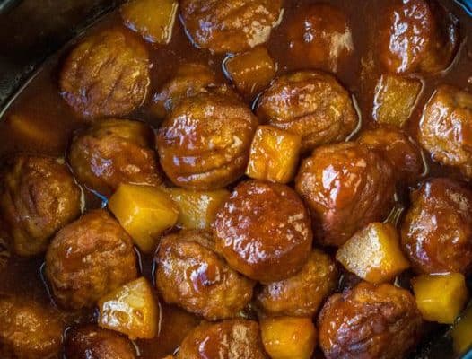 SLOW COOKER PINEAPPLE BARBECUE MEATBALLS