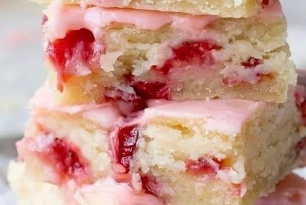 Strawberry Lemon Blondies