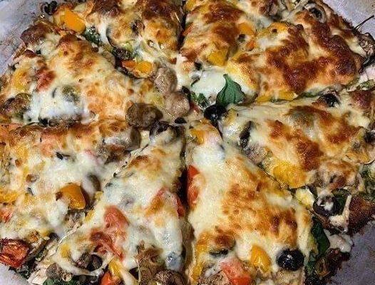 HOMEMADE VEGAN PIZZA