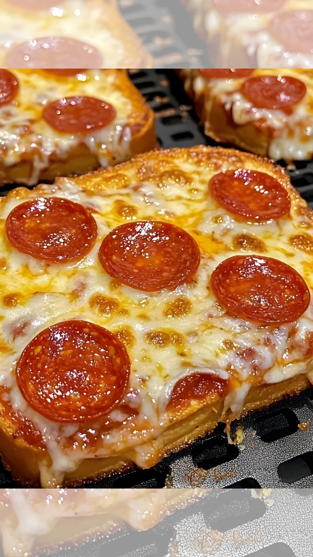 Texas Toast Air Fryer Pizza