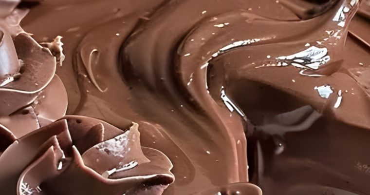 Old-Fashioned Chocolate Pie