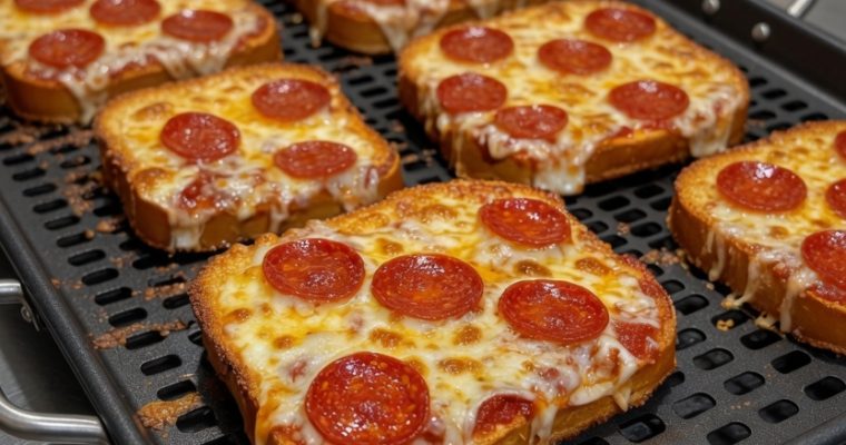 Texas Toast Air Fryer Pizza