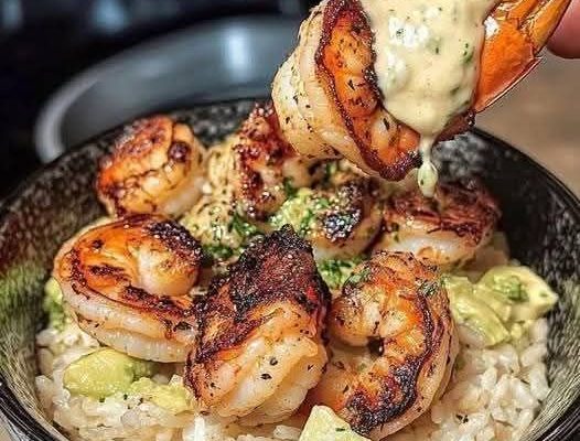 Spicy Shrimp and Avocado Rice Bowl