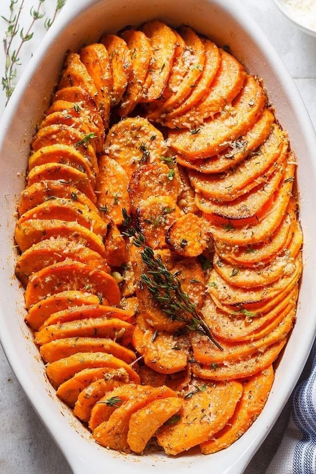 Garlic Parmesan Roasted Sweet Potatoes