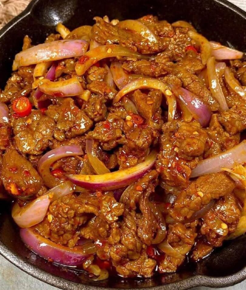 Onion and Cumin Beef Stir-fry