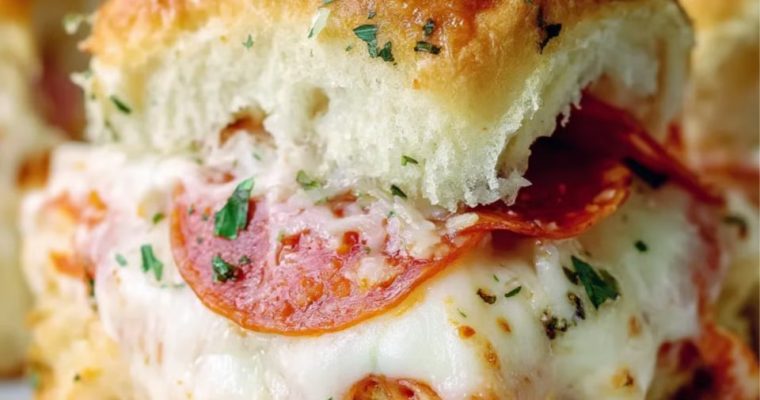 Pepperoni Pizza Sliders