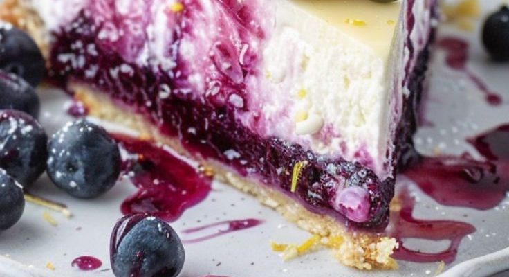Lemon Blueberry Cheesecake Cake