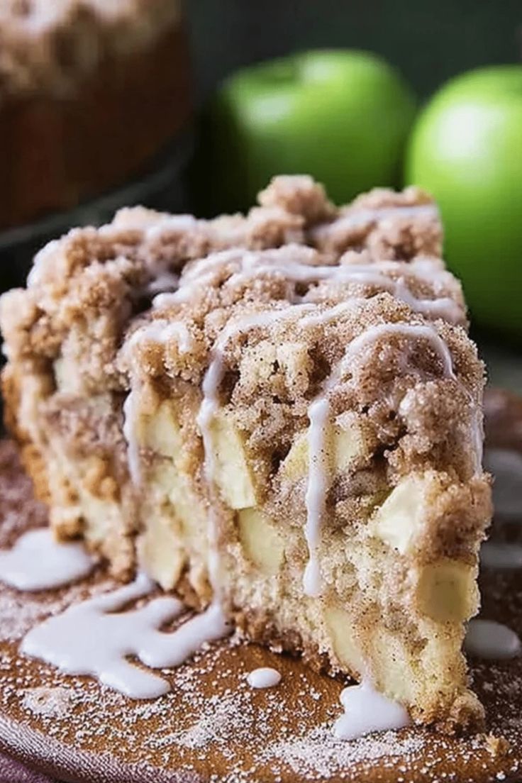 Cinnamon Apple Crumb Cake