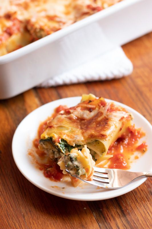 SPINACH AND 3-CHEESE MANICOTTI