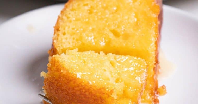 PINEAPPLE JUICE CAKE