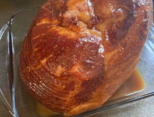Slow Cooker Copycat Honey Baked Ham