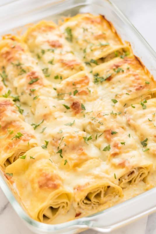 Chicken Alfredo Lasagna Rollups