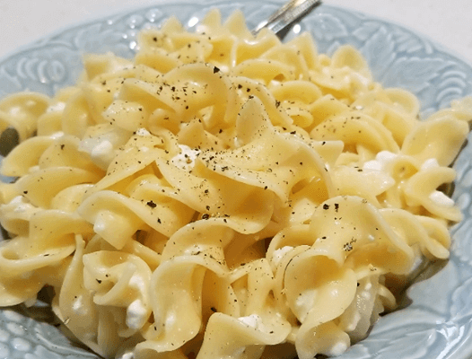 Cottage Cheese and Noodles (Polish noodles)