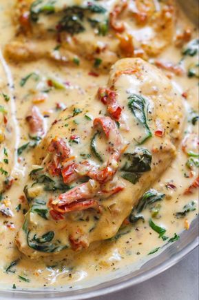 Creamy Chicken Breast in Spinach Parmesan Sauce