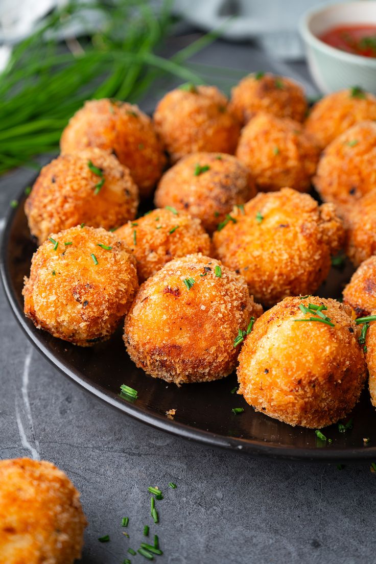 FRIED MASHED POTATO BALLS
