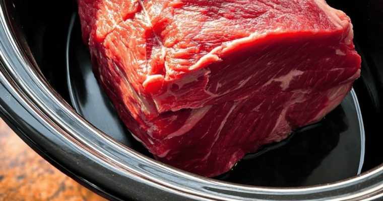 Slow Cooker 6-Ingredient French Dip Sandwiches