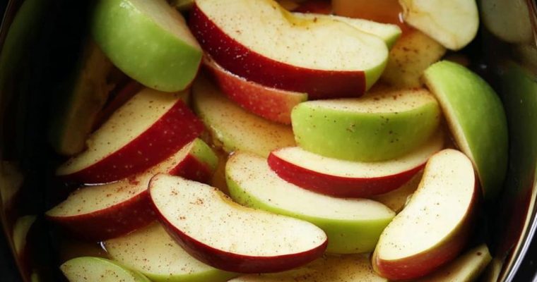 Slow Cooker Apple Bliss