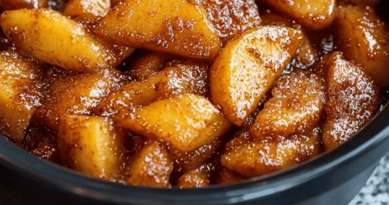 Slow Cooker Spiced Cracker Barrel Copycat Fried Apples