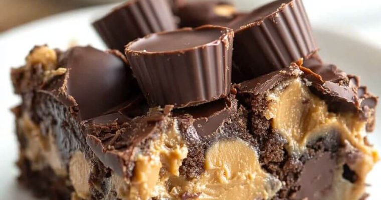 Reese’s Chocolate Peanut Butter Cup Earthquake Cake